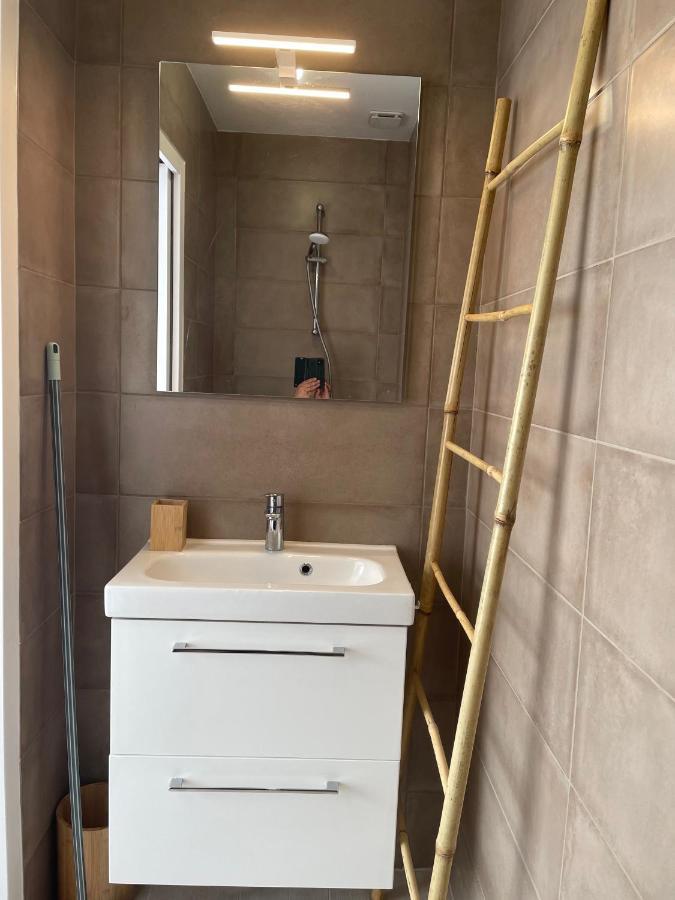 Maison La Capucine Sur Quai De Seine, Wifi, Machine A Laver, Parking Prive Gratuit Вернон Екстериор снимка