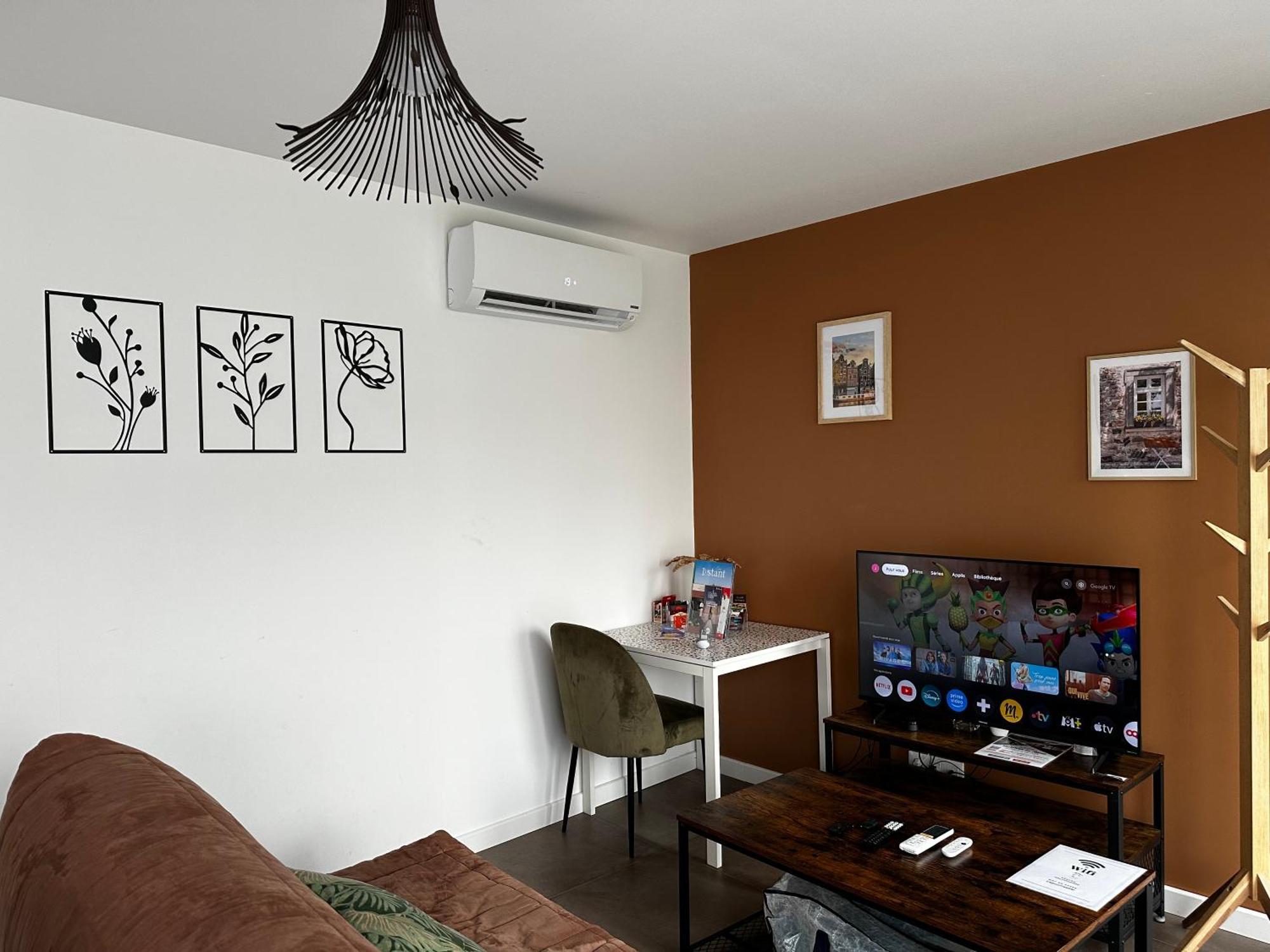 Maison La Capucine Sur Quai De Seine, Wifi, Machine A Laver, Parking Prive Gratuit Вернон Екстериор снимка